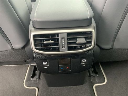 Used 2024 Lexus RX 500h F Sport image 33