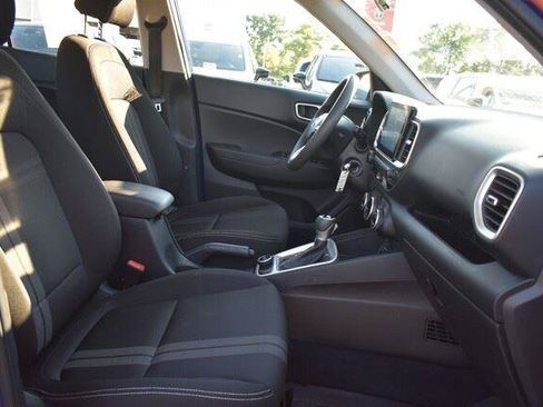 Used 2020 Hyundai Venue SEL FWD image 23
