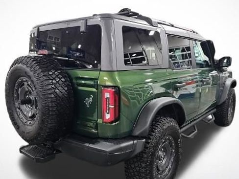 Used 2024 Ford Bronco Everglades image 6