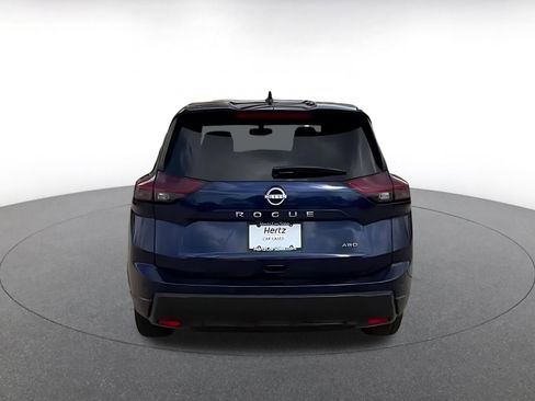 Used 2025 Nissan Rogue SV image 12