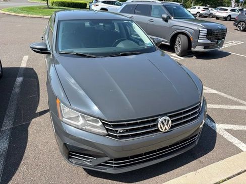 Used 2017 Volkswagen Passat 1.8T R-Line FWD image 17
