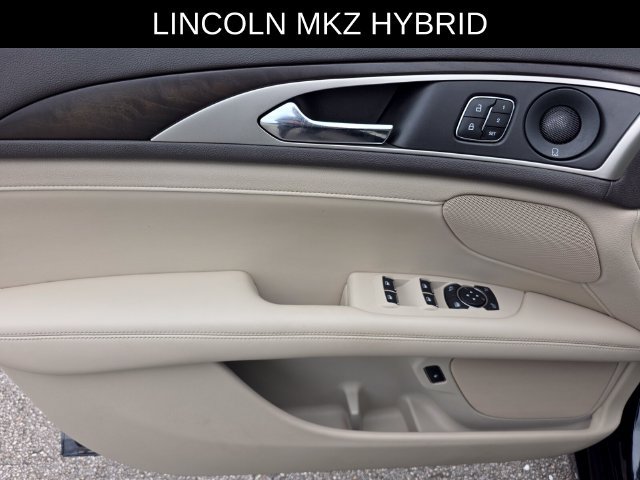 Used 2020 Lincoln MKZ Reserve w/ Elements Package FWD image 24