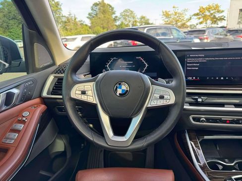 Used 2026 BMW X7 xDrive40i AWD/4WD image 23