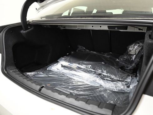 New 2026 BMW 330i Sedan w/ Convenience Package image 11