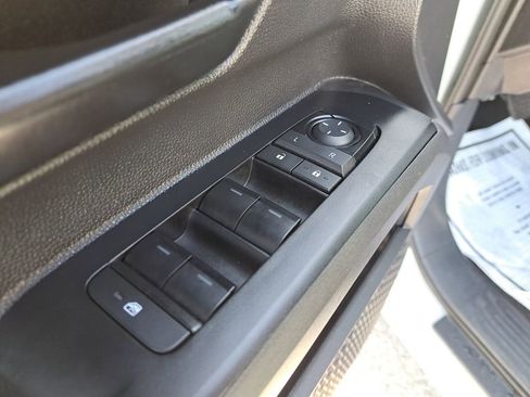 Certified 2024 Toyota Tacoma SR image 14