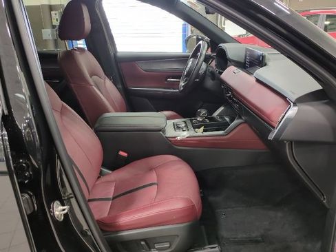 Used 2025 MAZDA CX-70 3.3 Turbo S w/ Premium Package image 8