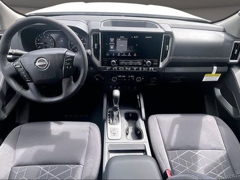 New 2026 Nissan Frontier SV AWD/4WD image 5