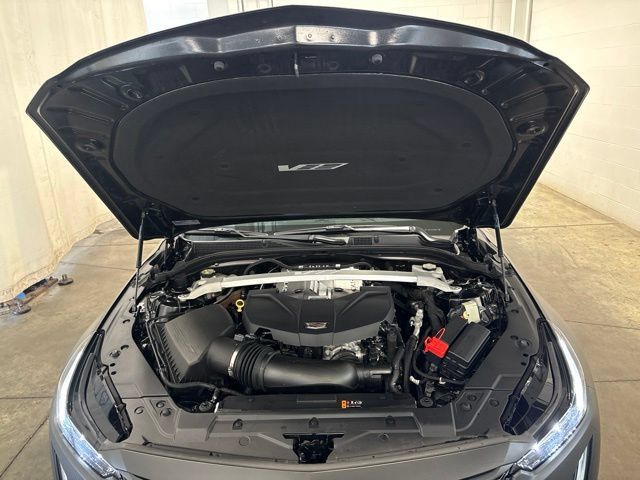 Used 2023 Cadillac CT5 V Blackwing w/ Driver Assist Package RWD image 8