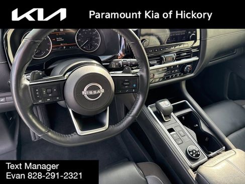 Used 2022 Nissan Pathfinder SL w/ SL Black Package image 20