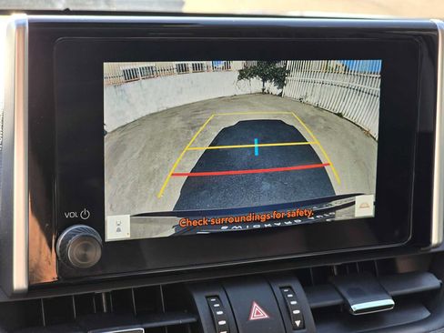 Used 2025 Toyota RAV4 XLE Premium FWD image 31