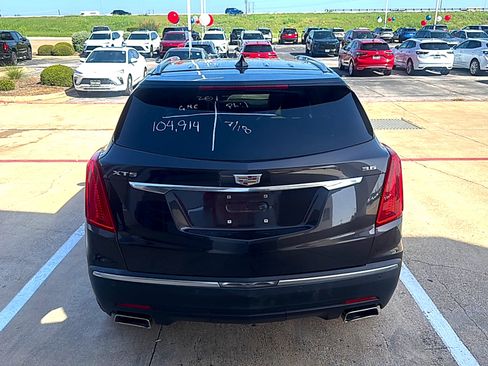 Used 2017 Cadillac XT5 FWD image 7
