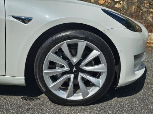 Used 2019 Tesla Model 3 Long Range RWD image 16