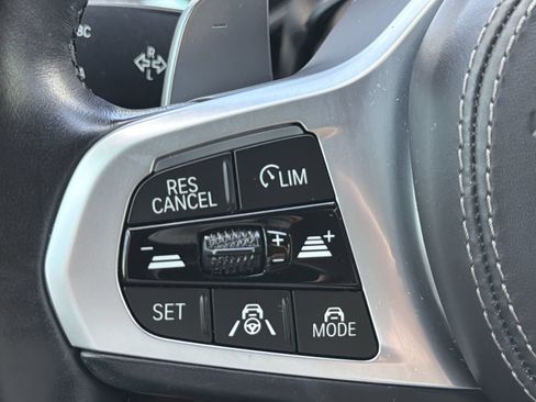 Used 2022 BMW X6 xDrive40i w/ Executive Package AWD/4WD image 31