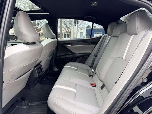 Certified 2025 Toyota Camry SE w/ Convenience Package image 17