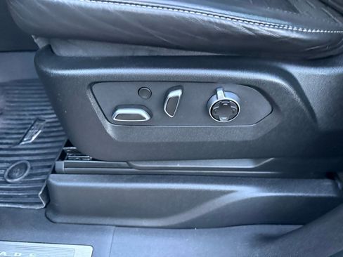 Used 2023 Cadillac Escalade Premium Luxury Platinum w/ LPO, Floor Liner Package image 18