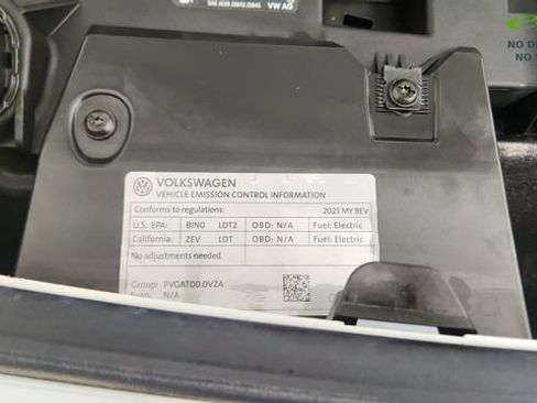 Used 2023 Volkswagen ID.4 Pro S Plus AWD/4WD image 72