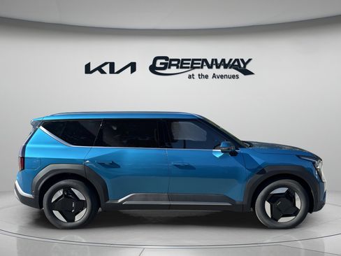 New 2026 Kia EV9 Wind image 5