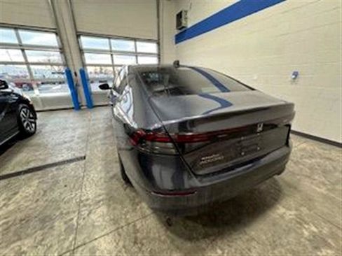 Used 2023 Honda Accord EX image 10
