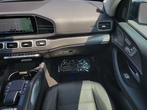 Certified 2023 Mercedes-Benz GLS 580 4MATIC image 16