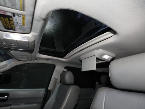 Used 2016 Toyota Sequoia Limited AWD/4WD image 58