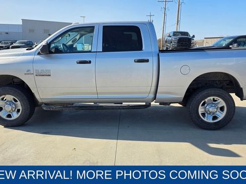 Used 2018 RAM 2500 Tradesman w/ Chrome Appearance Group image 2