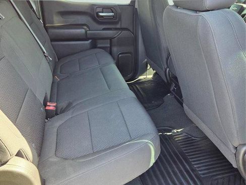 Certified 2022 Chevrolet Silverado 1500 Custom AWD/4WD image 18