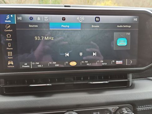 Used 2024 Jeep Wrangler Unlimited Rubicon 4xe image 28