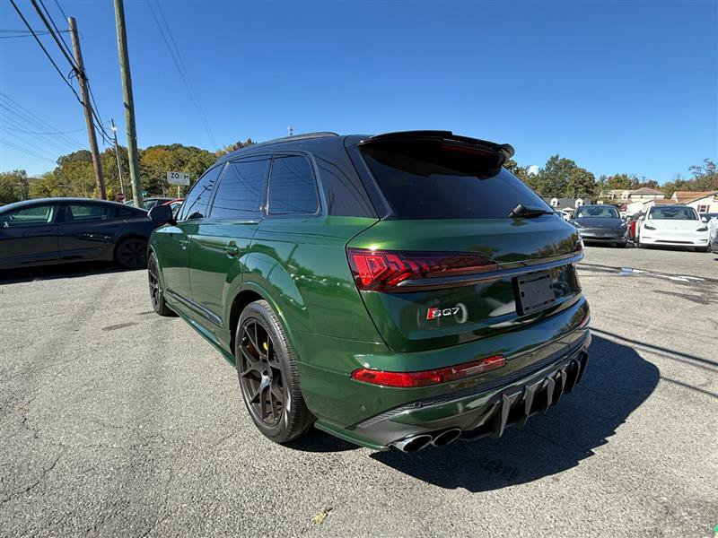 Used 2021 Audi SQ7 Premium Plus w/ Driver Assistance Package AWD/4WD image 3