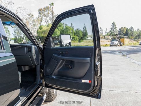 Used 2002 GMC Sierra 2500 4x4 Crew Cab HD w/ SLT Marketing Option Pkg image 27