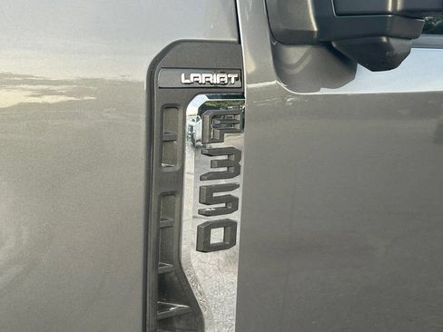 Used 2025 Ford F350 Lariat w/ Lariat Ultimate Package AWD/4WD image 19