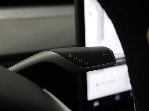 Used 2024 Tesla Model Y Long Range image 10