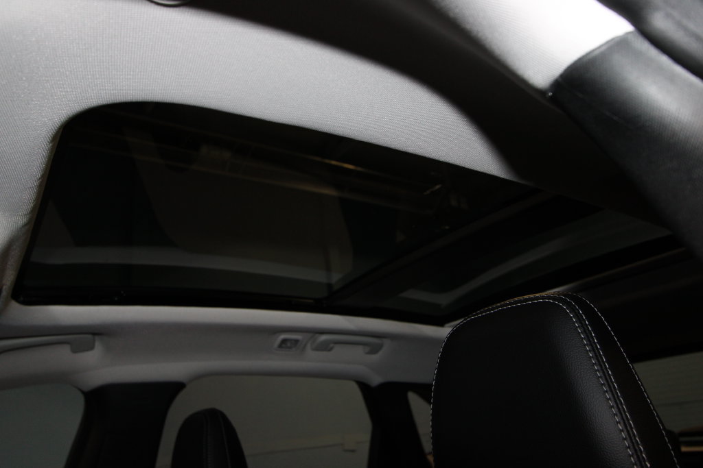Used 2026 Ford Escape SE w/ PHEV Premium Package FWD image 20
