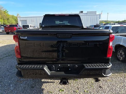 Used 2024 Chevrolet Silverado 2500 Custom w/ Custom Value Package AWD/4WD image 5