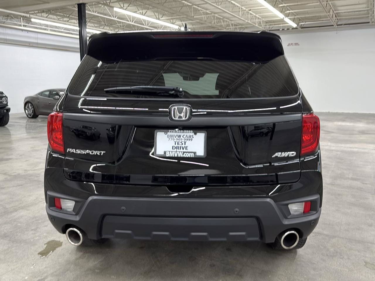 Used 2023 Honda Passport EX-L image 9