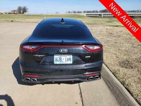 Used 2018 Kia Stinger Premium image 5