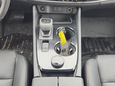 Used 2024 Nissan Rogue SL image 19