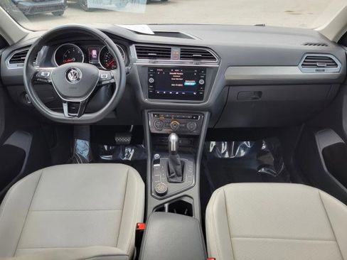Used 2020 Volkswagen Tiguan SE image 13