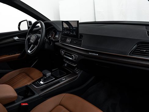 Certified 2023 Audi Q5 2.0T Premium w/ Convenience Package AWD/4WD image 12