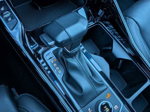 Used 2025 Kia Sorento SX Prestige image 31