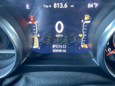 Used 2021 Jeep Wrangler Unlimited Sahara w/ LED Lighting Group AWD/4WD image 17