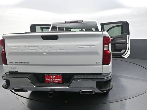 Used 2022 Chevrolet Silverado 1500 LT w/ Z71 Off-Road Package AWD/4WD image 44