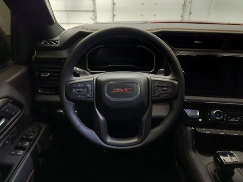 Used 2024 GMC Sierra 1500 AT4 w/ AT4 Preferred Package AWD/4WD image 25