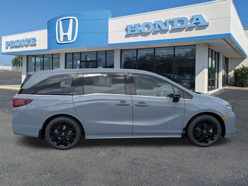 New 2026 Honda Odyssey Sport-L image 2
