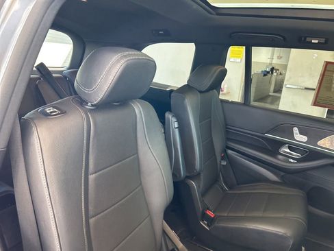 Used 2023 Mercedes-Benz GLS 450 4MATIC w/ AMG Line Exterior image 30