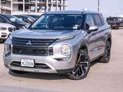 Used 2024 Mitsubishi Outlander SE