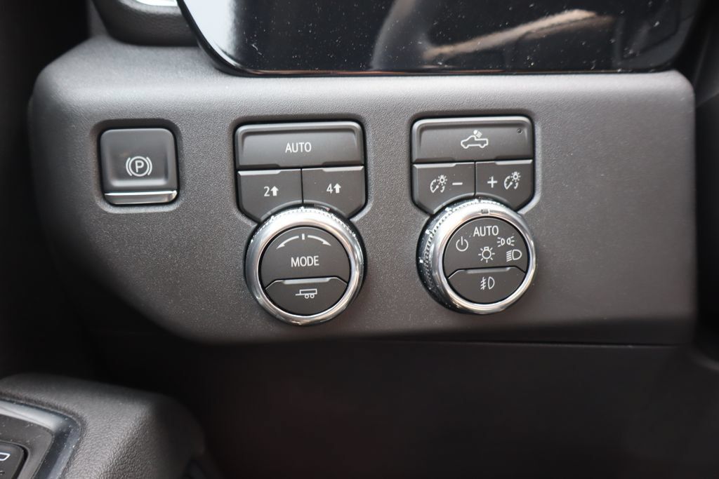 Used 2026 GMC Sierra 1500 Elevation AWD/4WD image 11