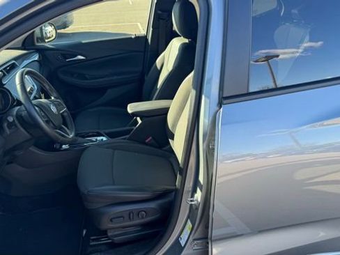 Used 2023 Buick Encore GX Select w/ Sport Touring Package image 15