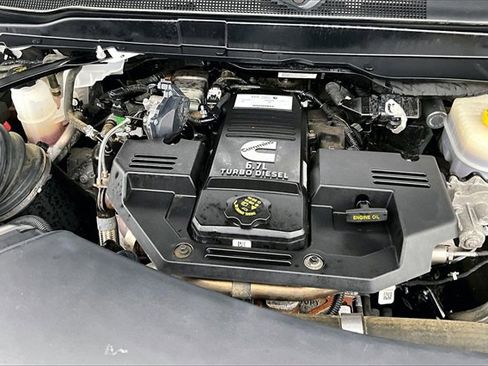 Certified 2024 RAM 3500 Big Horn image 31