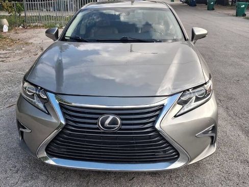 Used 2016 Lexus ES 350 w/ Luxury Package w/Wood Trim FWD image 1