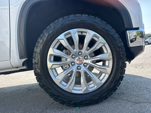 Used 2026 GMC Sierra 1500 SLT w/ SLT Premium Plus Package AWD/4WD image 13